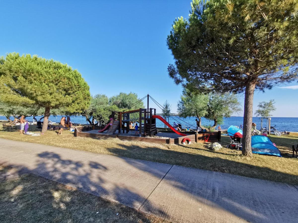 Nina Deluxe Superior 5 Star Apartment, Your Piece Of Heaven By The Sea & Park Novigrad Istria Esterno foto