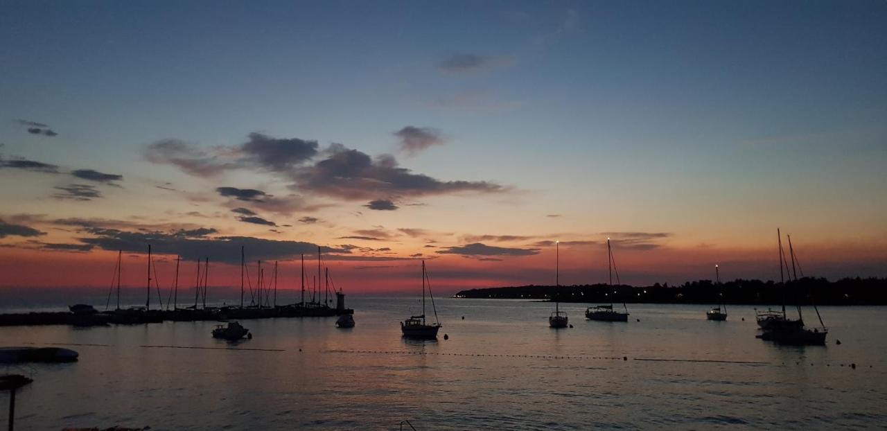 Nina Deluxe Superior 5 Star Apartment, Your Piece Of Heaven By The Sea & Park Novigrad Istria Esterno foto